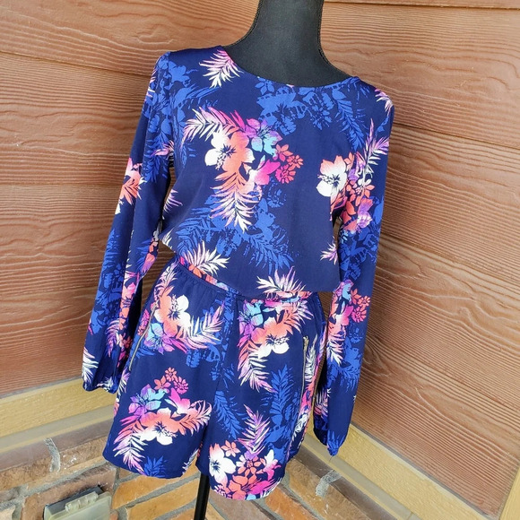 One Clothing Blue Tropical Long Sleeve Romper Size Small - Picture 4 of 16